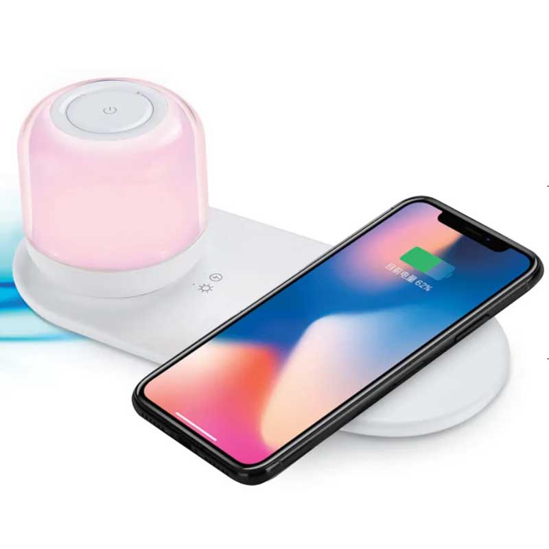 מטען אלחוטי לרכב עם קליפ אוטומטי