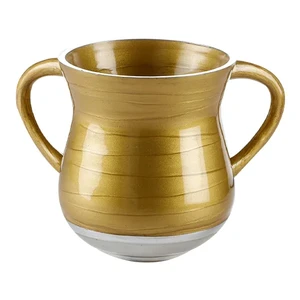 נטלה מהודרת קטנה מאלומיניום בגוון זהב 11 ס