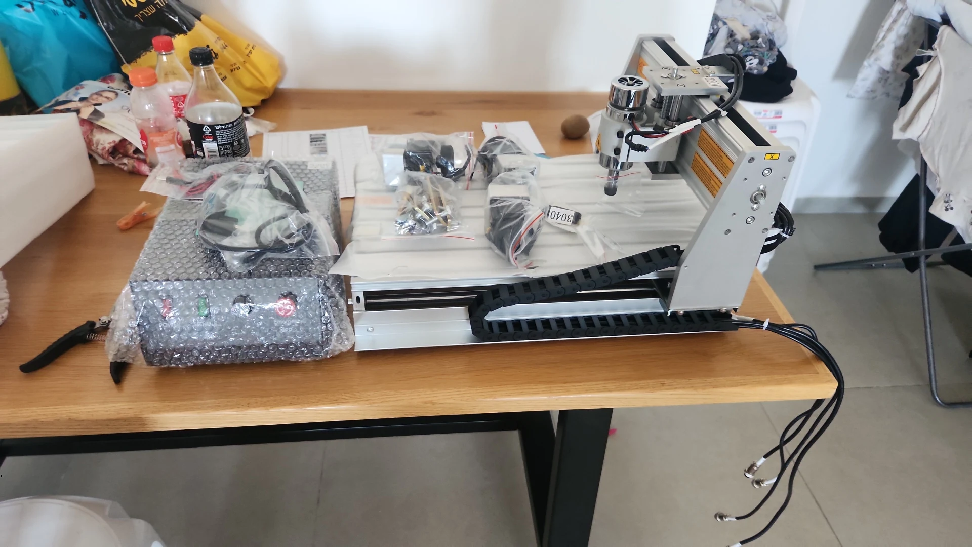 למכירה מכונות cnc דגם 4030 
כולל תוכנה לטעינה קבצים עם רשיון