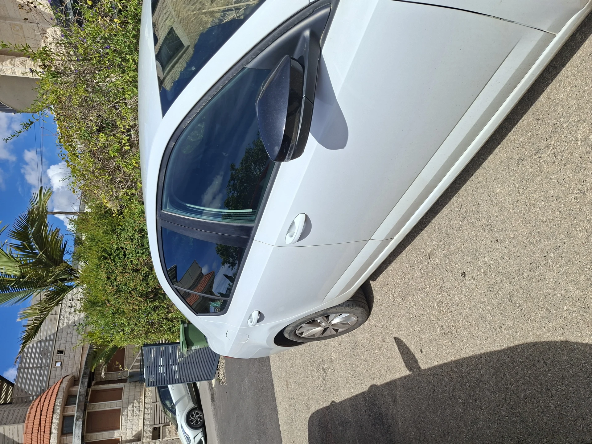 רכב שמור כחדש , יד שלישית במשפחה , טסט לשנה